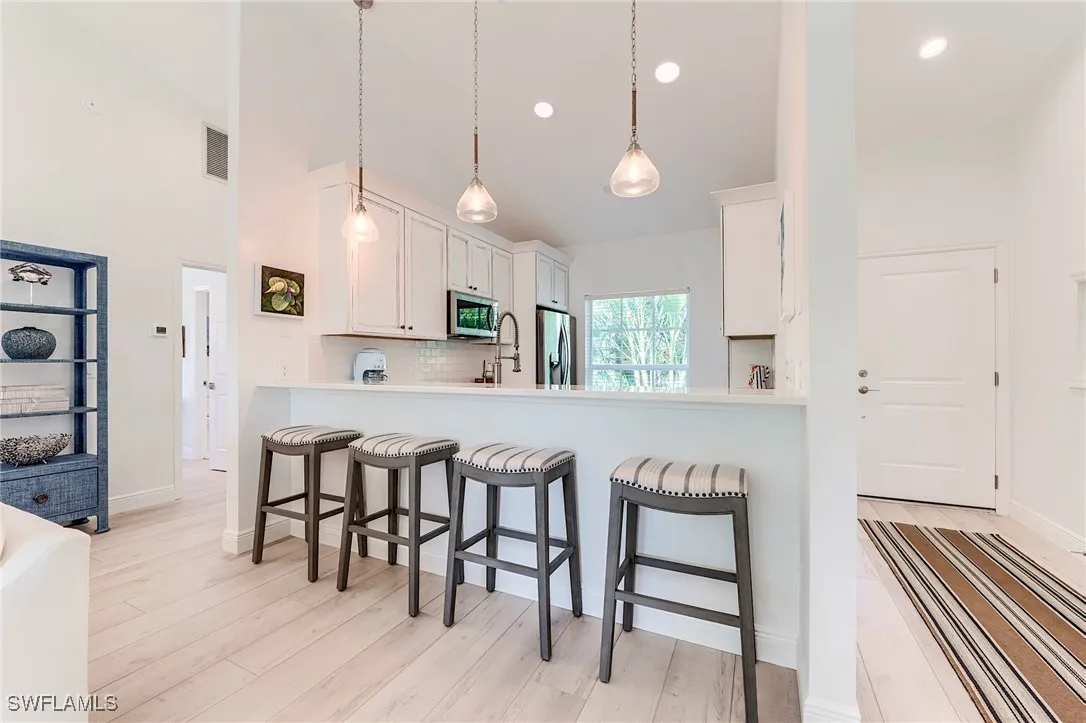 Sanibel, Florida 33957, United States, 3 Bedrooms Bedrooms, ,2 BathroomsBathrooms,Residential,Active,134916