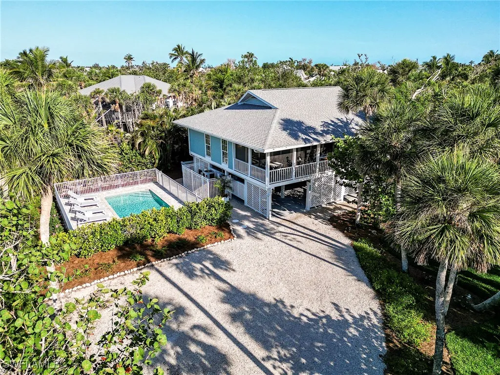 Sanibel, Florida 33957, United States, 3 Bedrooms Bedrooms, ,2 BathroomsBathrooms,Residential,Active,134916