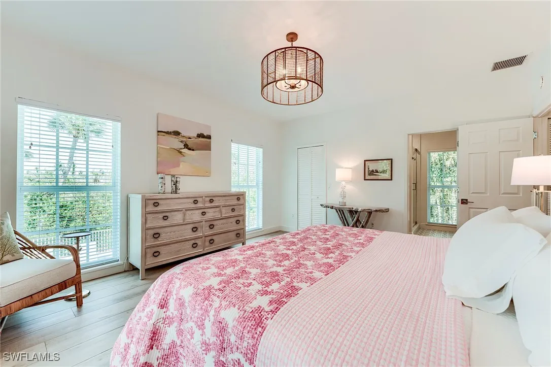 Sanibel, Florida 33957, United States, 3 Bedrooms Bedrooms, ,2 BathroomsBathrooms,Residential,Active,134916