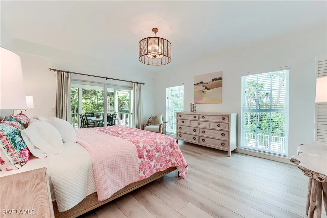 Sanibel, Florida 33957, United States, 3 Bedrooms Bedrooms, ,2 BathroomsBathrooms,Residential,Active,134916