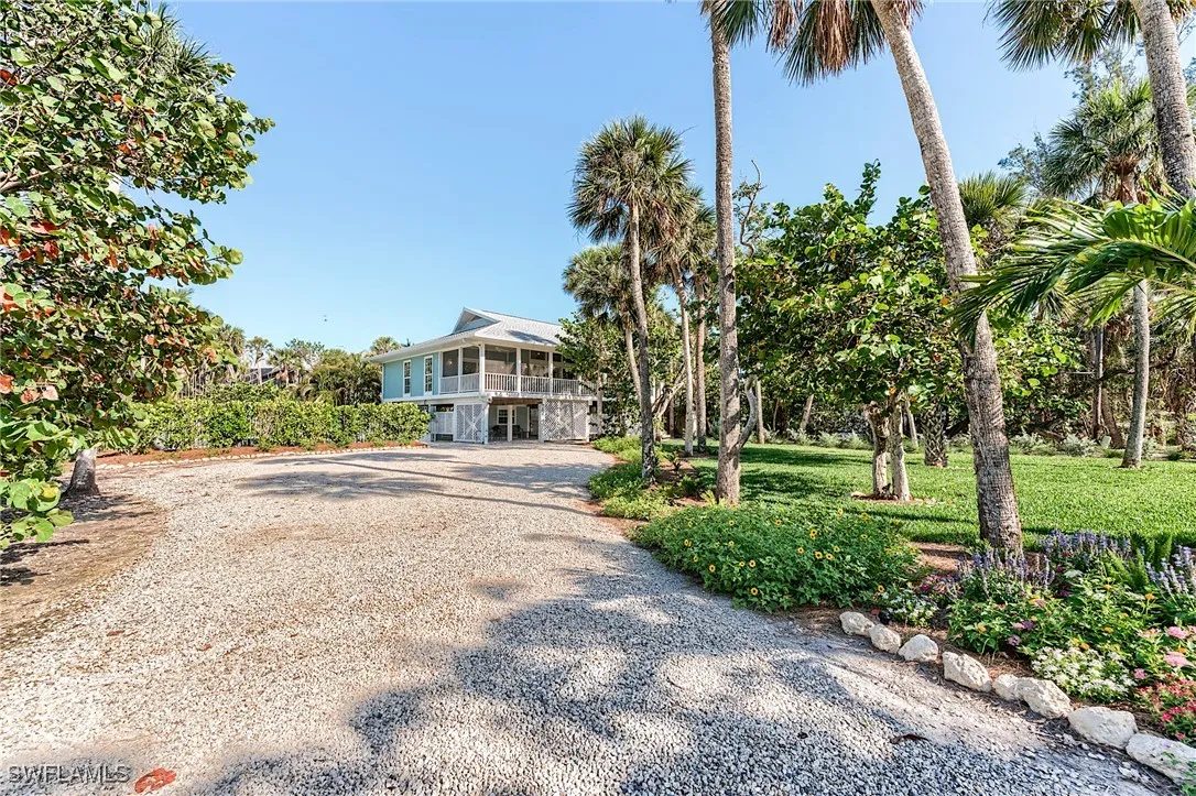 Sanibel, Florida 33957, United States, 3 Bedrooms Bedrooms, ,2 BathroomsBathrooms,Residential,Active,134916