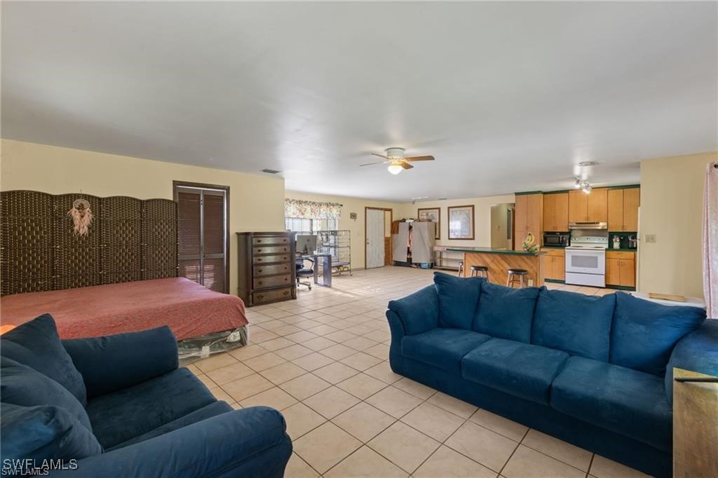 441 6th Street SE