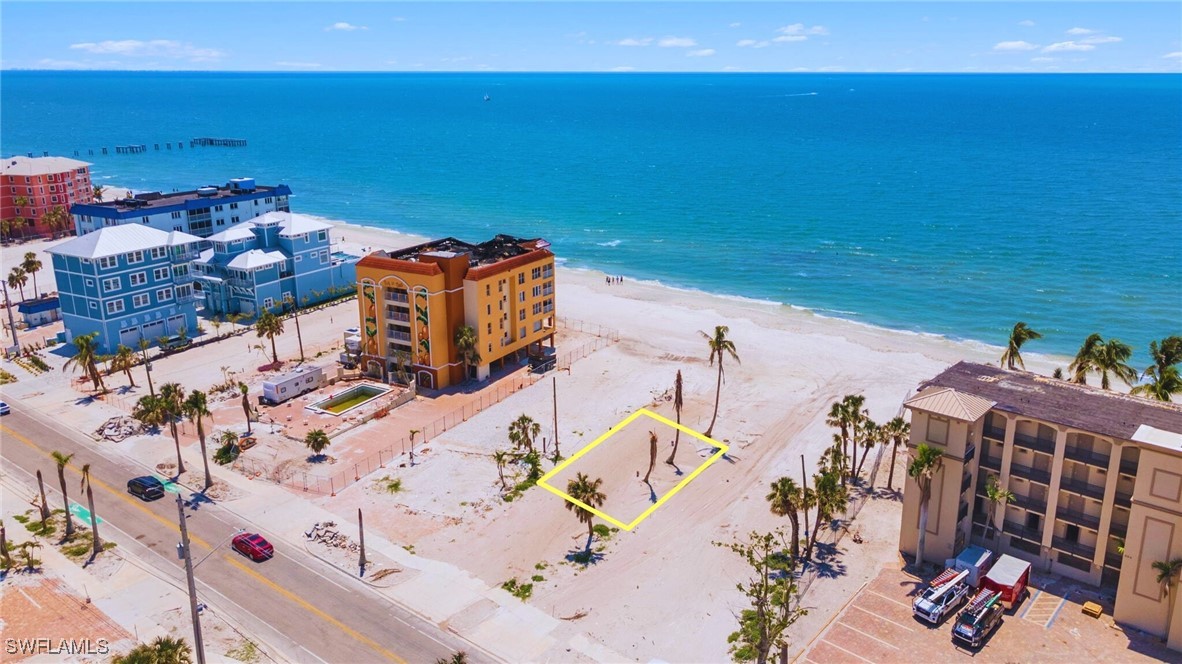 716 Estero Boulevard