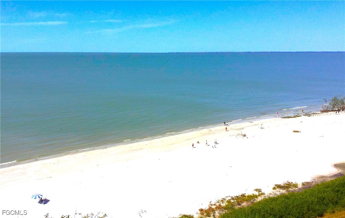 7360 Estero Boulevard 1006