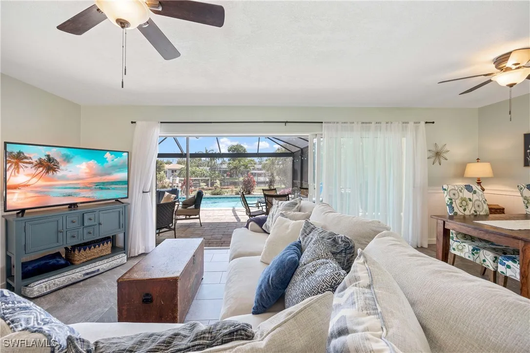 Cape Coral, Florida 33904, United States, 3 Bedrooms Bedrooms, ,3 BathroomsBathrooms,Residential,Active,121992