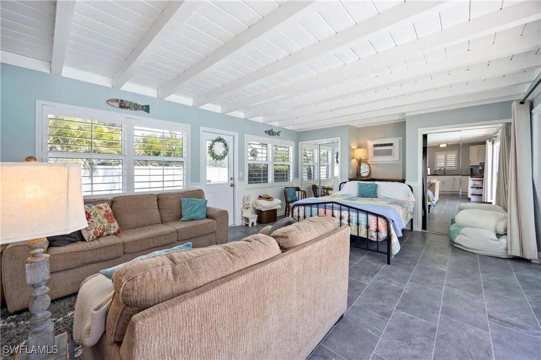 Cape Coral, Florida 33904, United States, 3 Bedrooms Bedrooms, ,3 BathroomsBathrooms,Residential,Active,121992