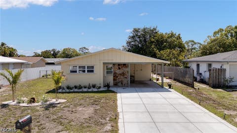 4855 West Drive Fort Myers FL 33907