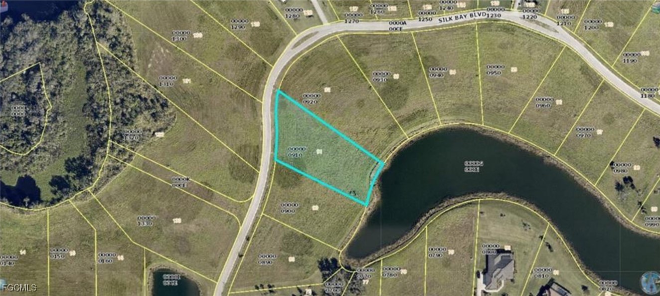 2117 Silk Bay Boulevard