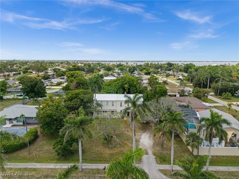 12430 McGregor Boulevard Fort Myers FL 33919