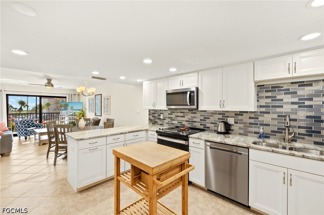 671 E Gulf Drive 2C2