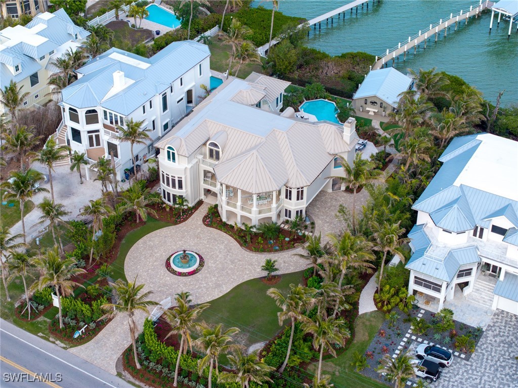 15735/737 Captiva Drive