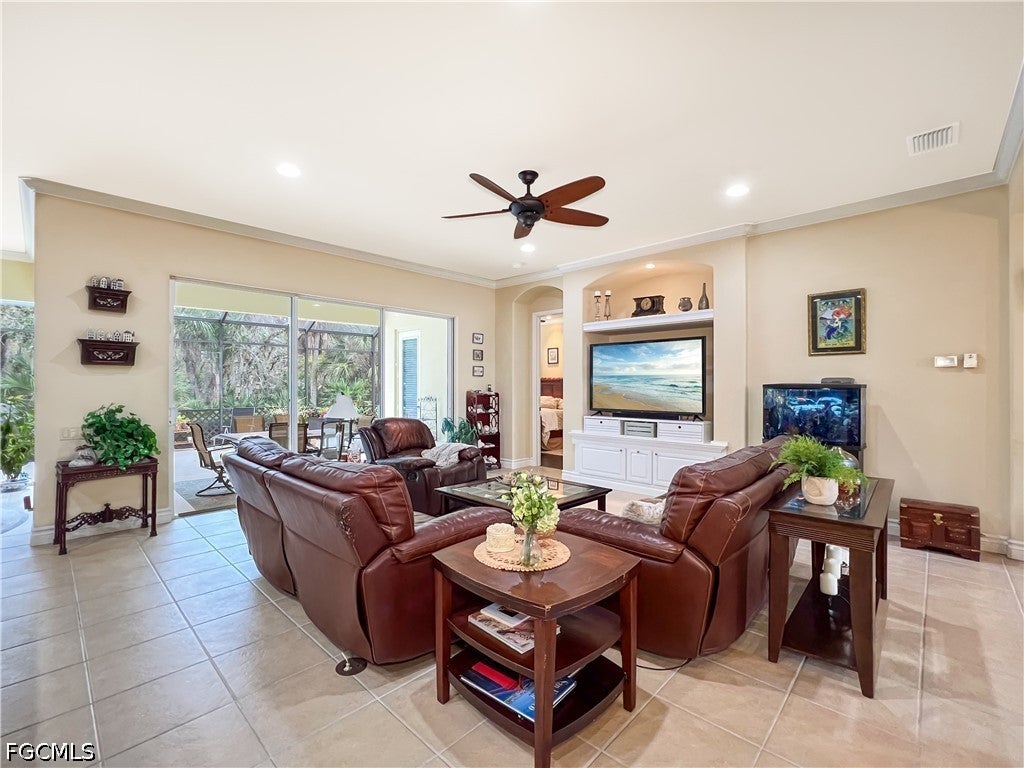 3290 Shady Bend Way