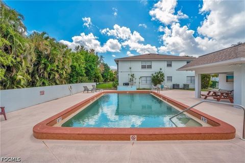 Tiny photo for 203 SE 15th Place #214, Cape Coral, FL 33990 (MLS # 2026014270)