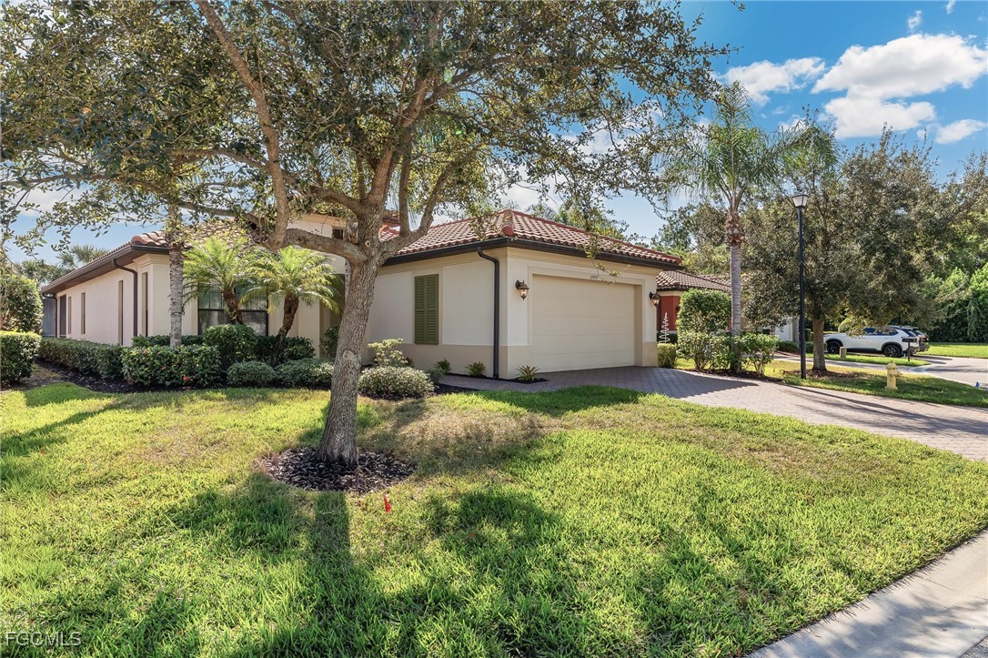 12459 Kentwood Avenue