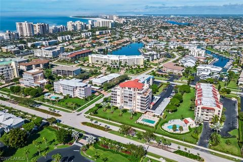 A home in MARCO ISLAND