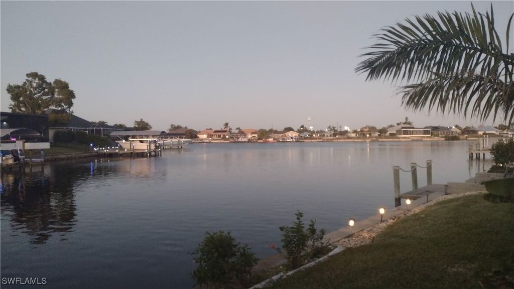 listing image 0