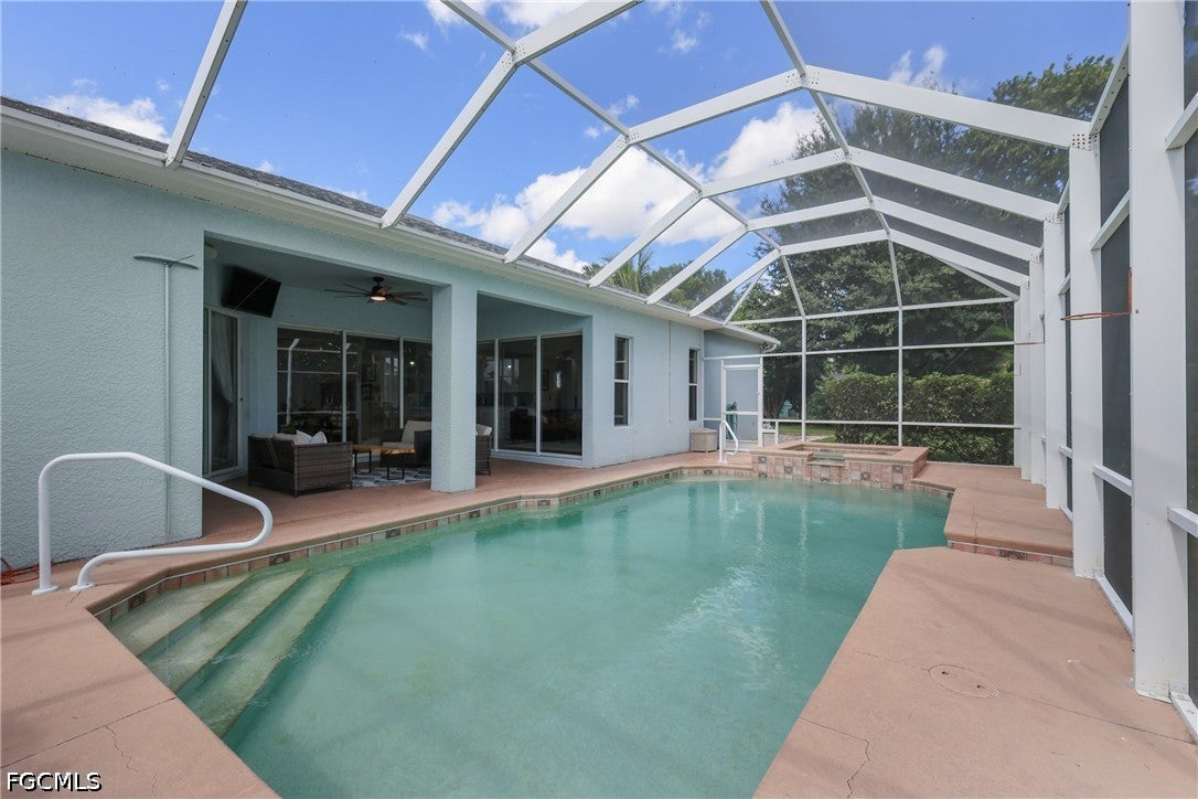 4111 SE 10th Place