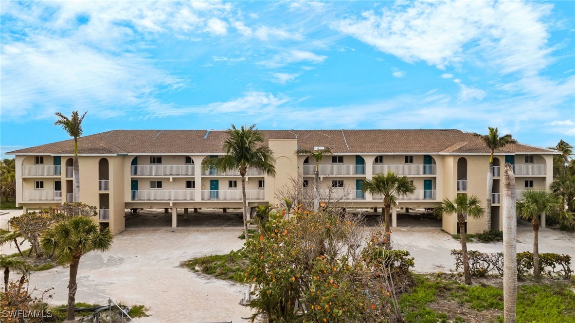 527 E Gulf Drive 203