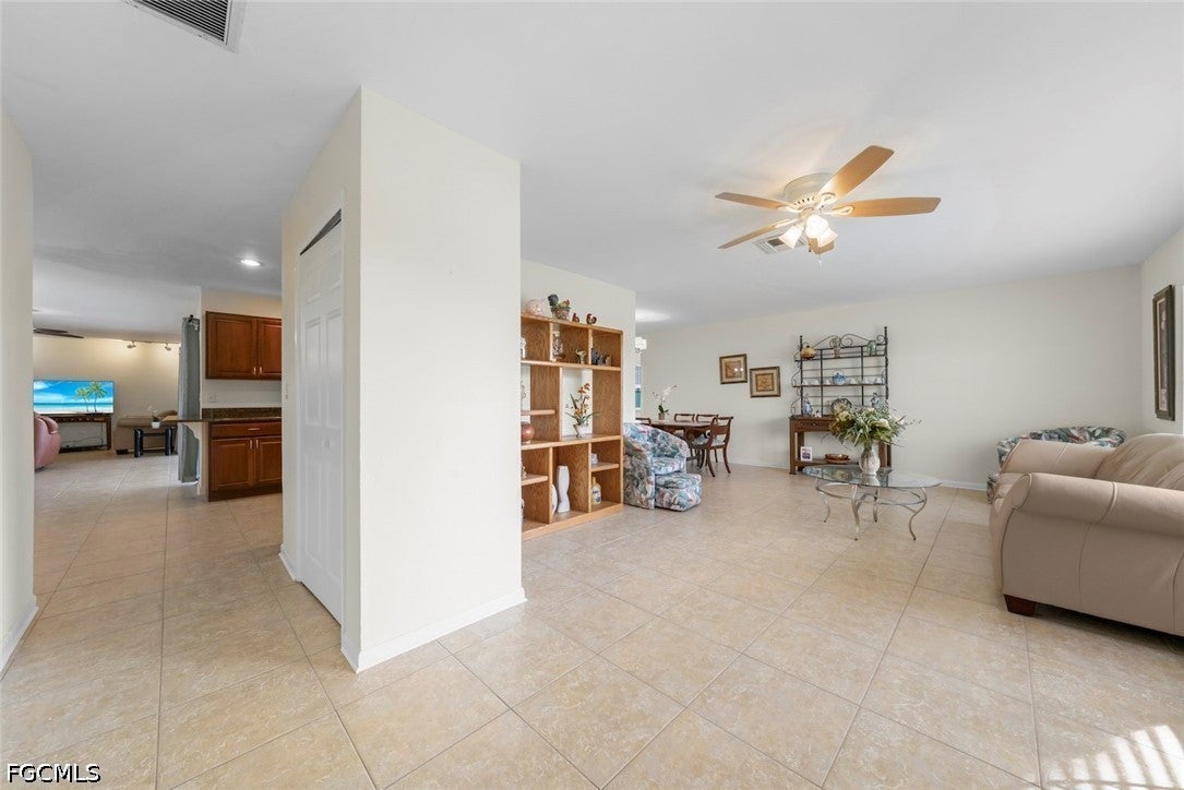 4472 Coronado Parkway
