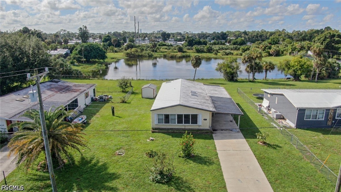 2425 Zoysia Lane