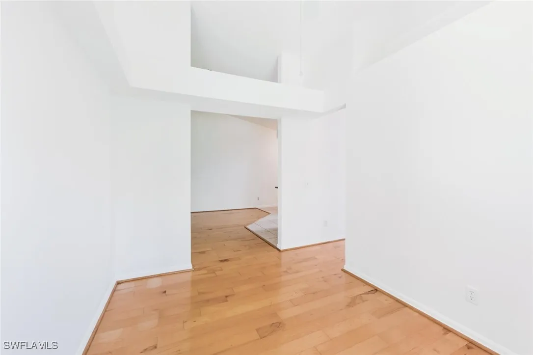 Bonita Springs, Florida 34134, United States, 2 Bedrooms Bedrooms, ,2 BathroomsBathrooms,Residential,Active,246129