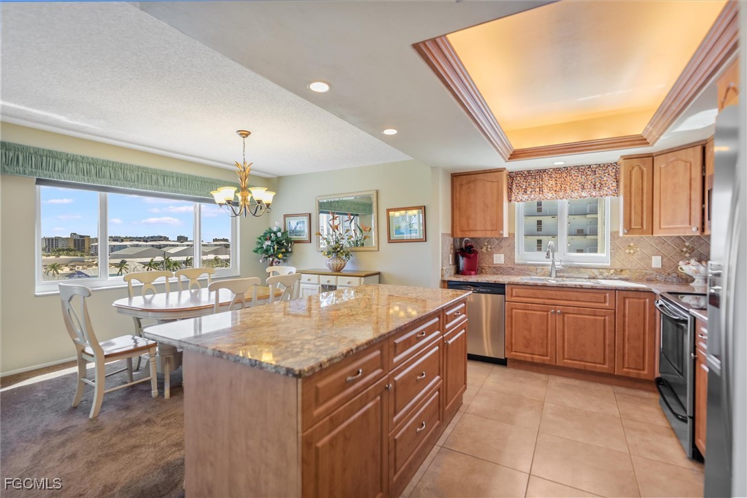 6900 Estero Boulevard 609