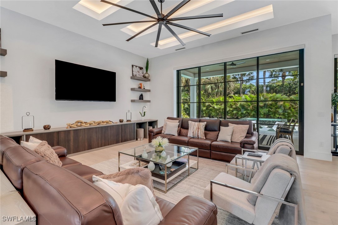 1546 Mandarin Road