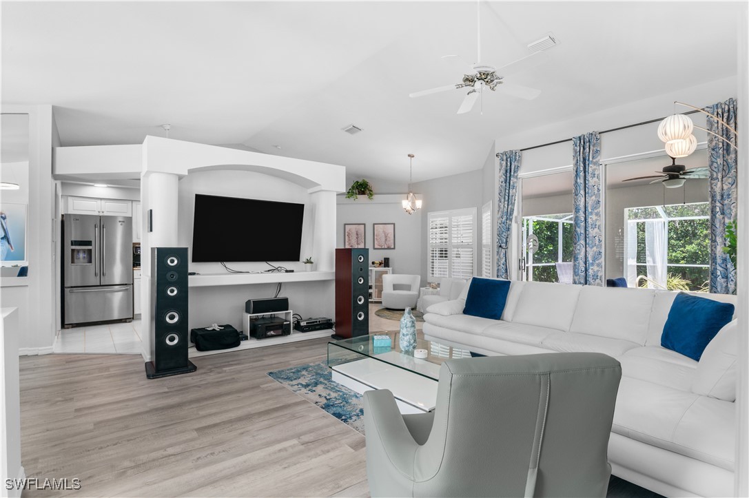 3315 SW 25th Place