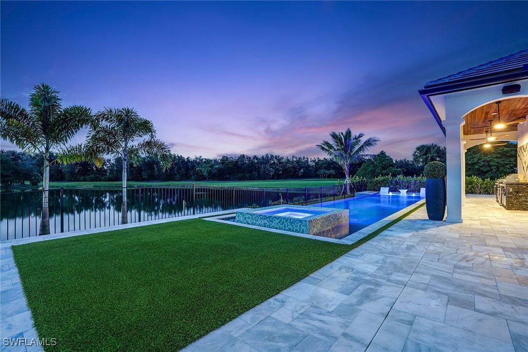 12450 Vittoria Way