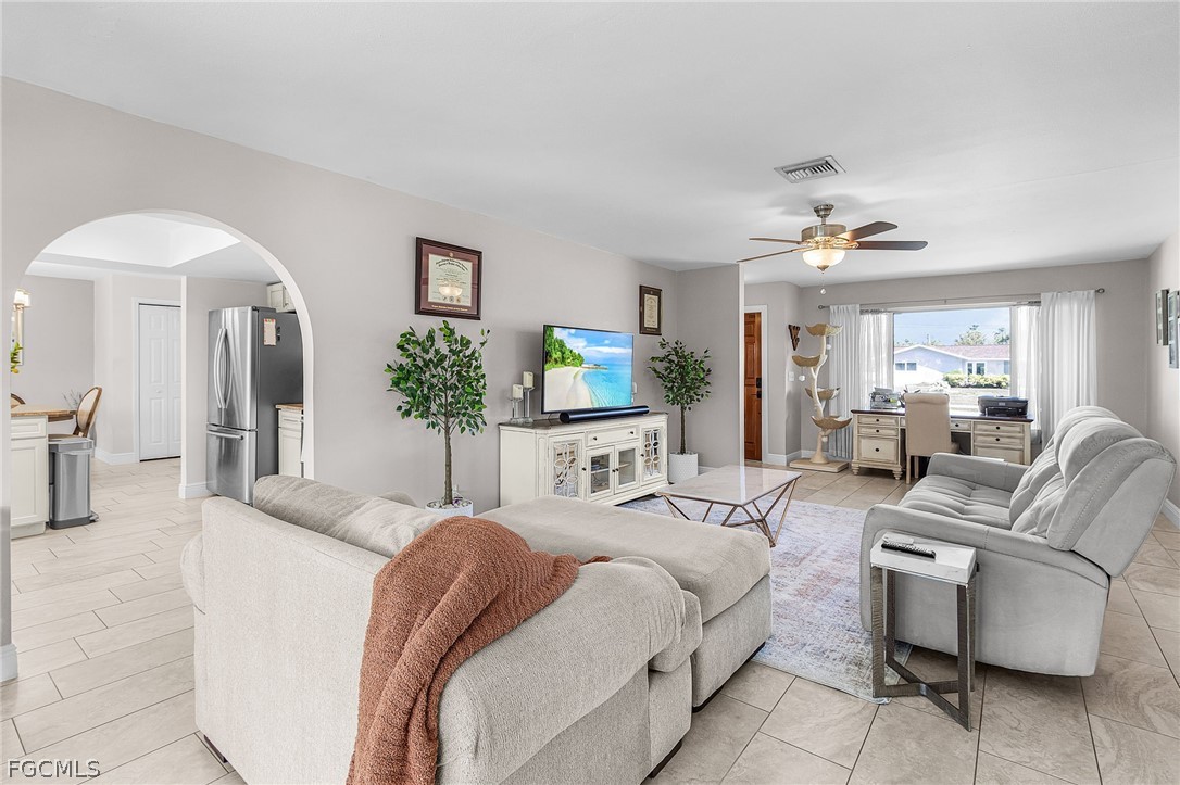 1220 Everest Parkway