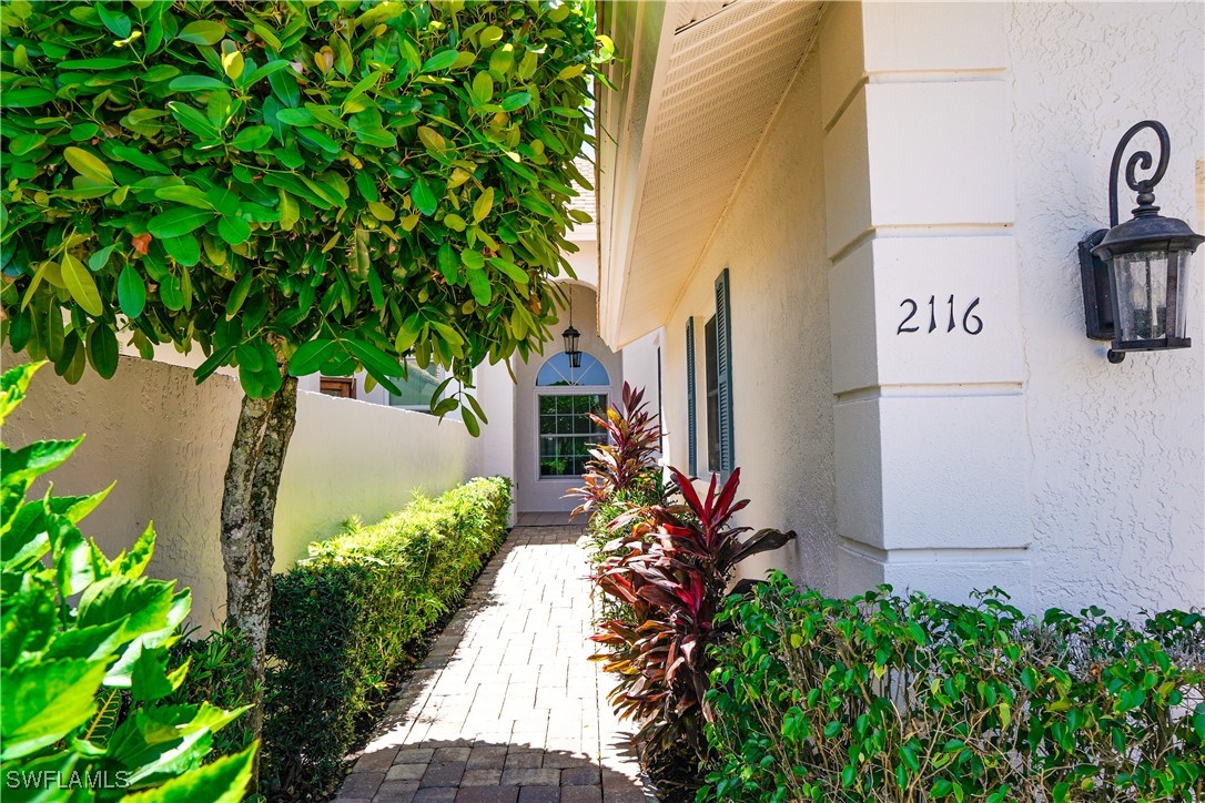 2116 Paget Circle 1