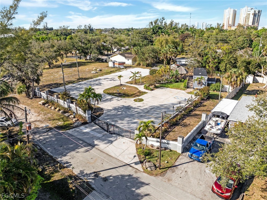 1280 & 1290 Williams Street