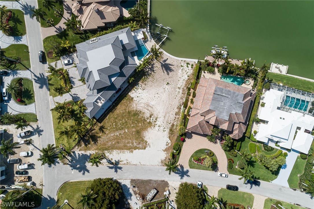 262 Bay Point