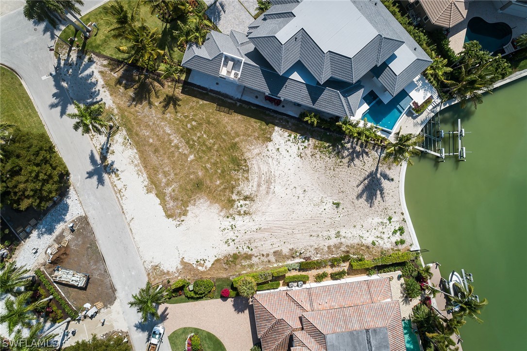 262 Bay Point
