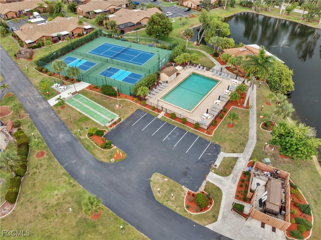 6511 Royal Woods Drive