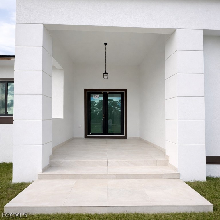 3985 Everglades Boulevard N