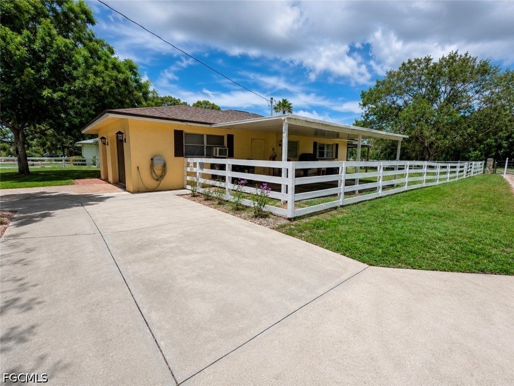 1798 Marilyn Drive