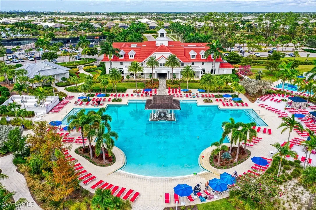 Naples, Florida 34112, United States, 4 Bedrooms Bedrooms, ,4 BathroomsBathrooms,Residential,Active,164783