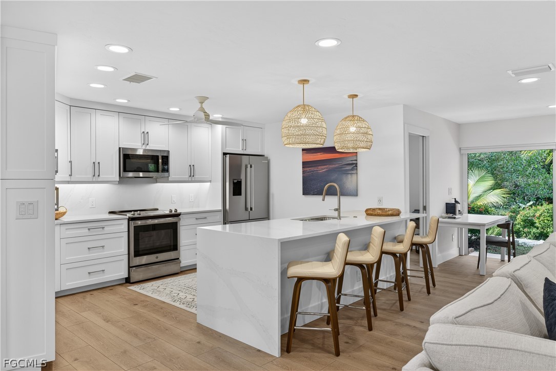 1103 Captains Walk Street