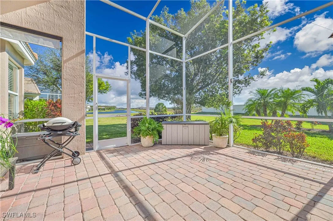 Alva, Florida 33920, United States, 2 Bedrooms Bedrooms, ,2 BathroomsBathrooms,Residential,Pending,31522