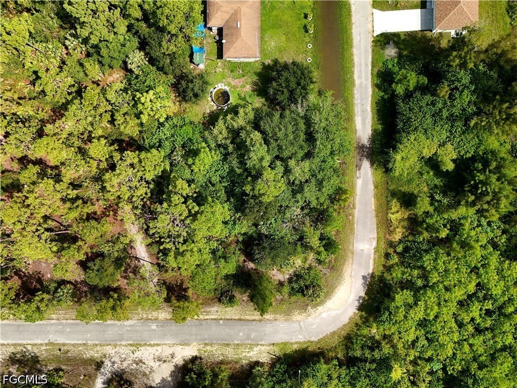 304 LAWLER Avenue