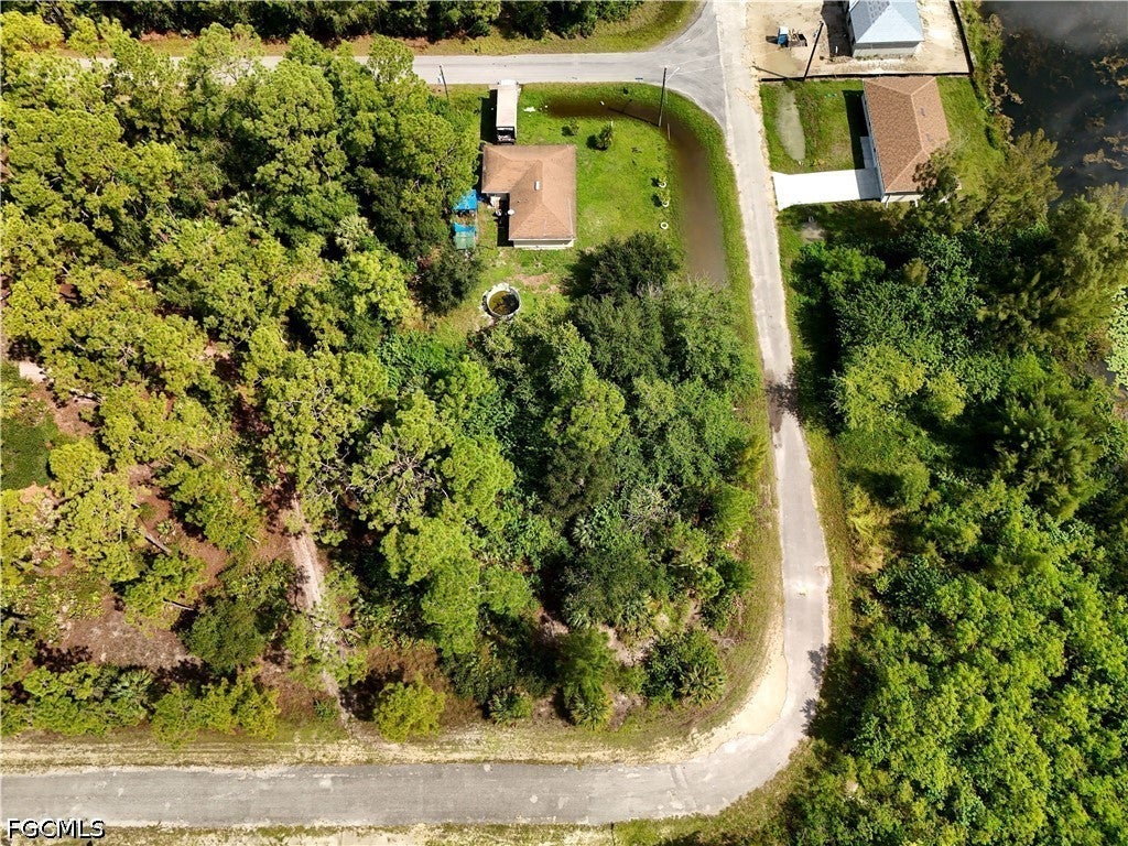 304 LAWLER Avenue