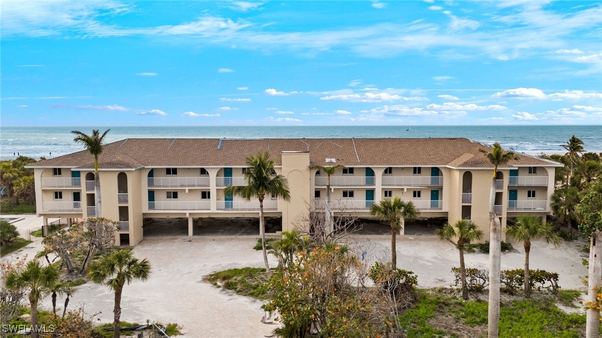 527 E Gulf Drive 204