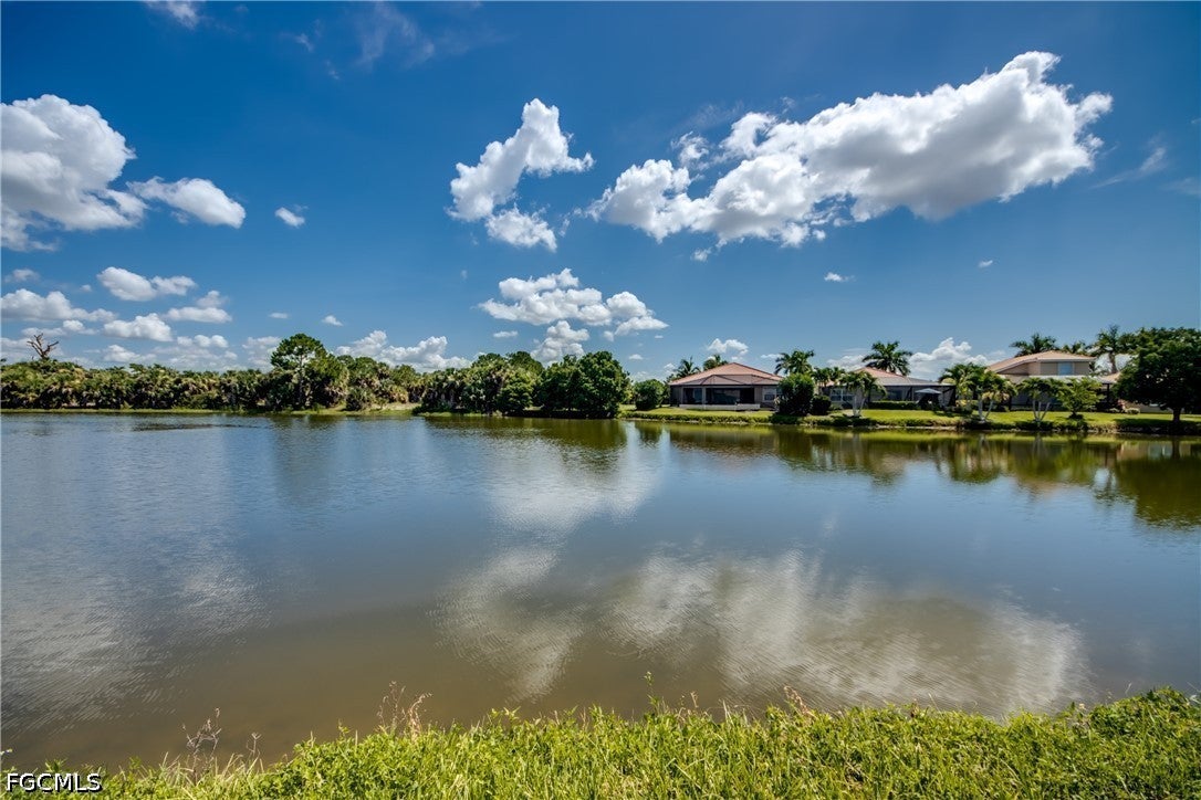 13056 Silver Thorn Loop