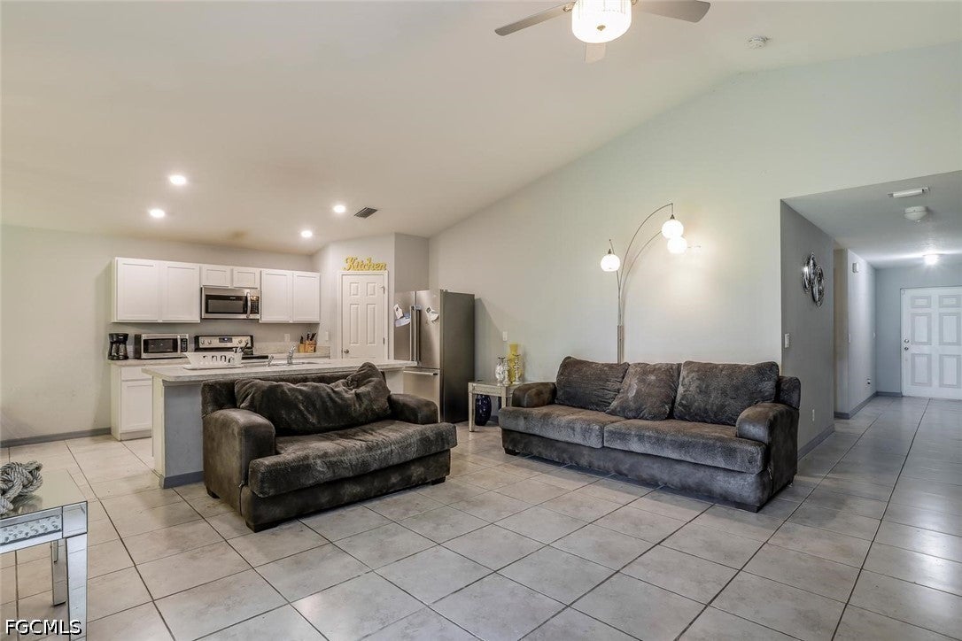 1139 NW 14th Terrace