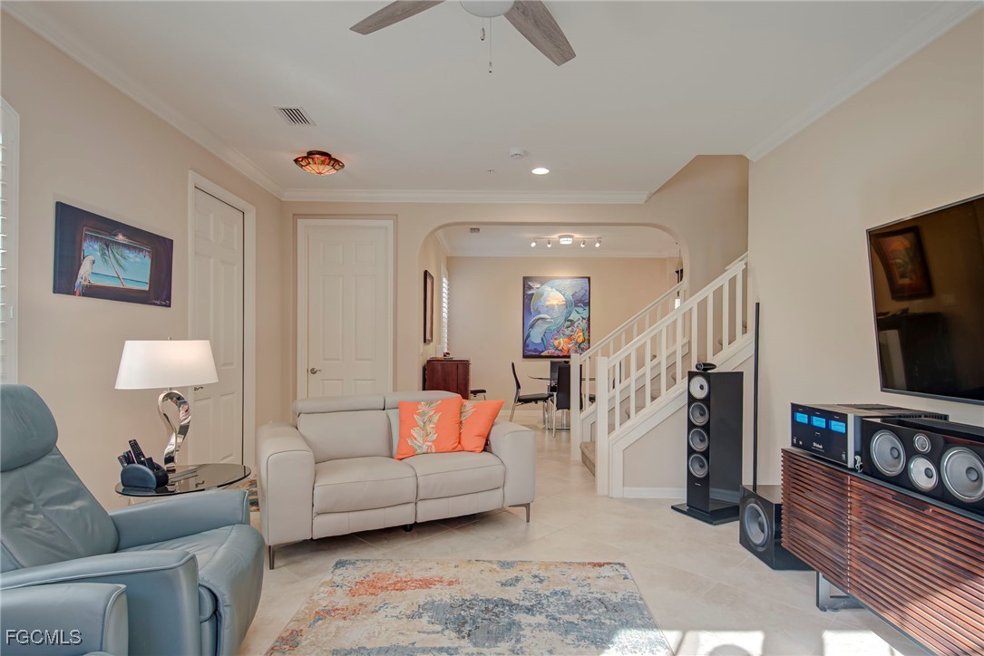 8900 Oliveria Street 9702