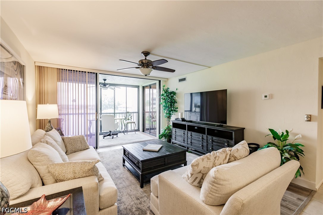 4210 Steamboat Bend 405