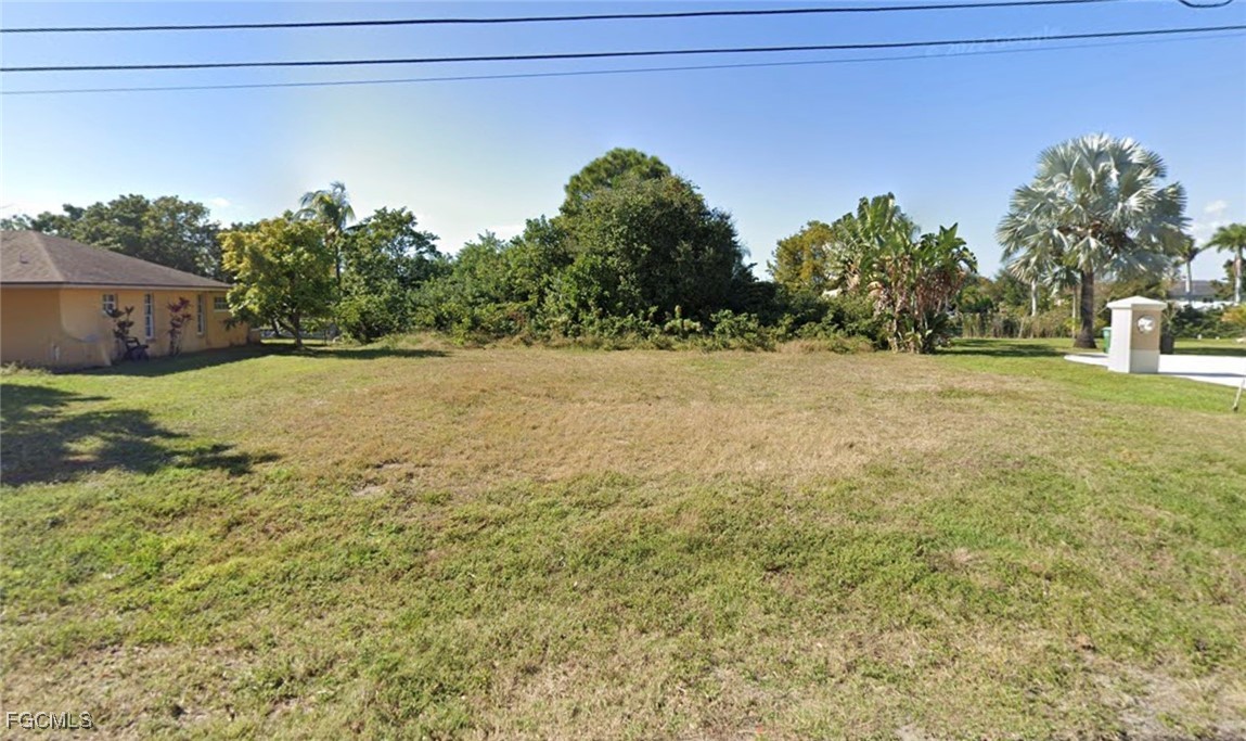 404 SE 9th Place