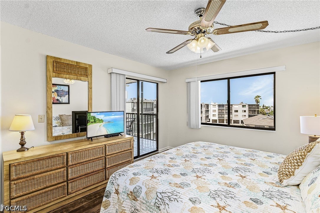 6665 Estero Boulevard 325