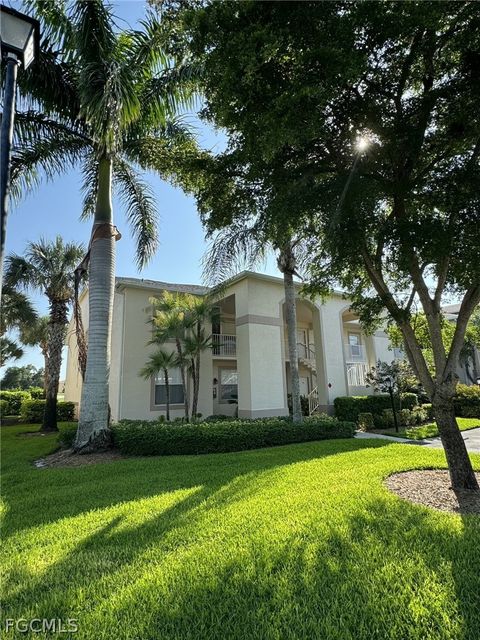 21350 Lancaster Run 1422 Estero FL 33928